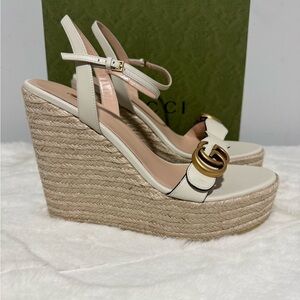 Gucci Women's White and Gold Wedge Sandals